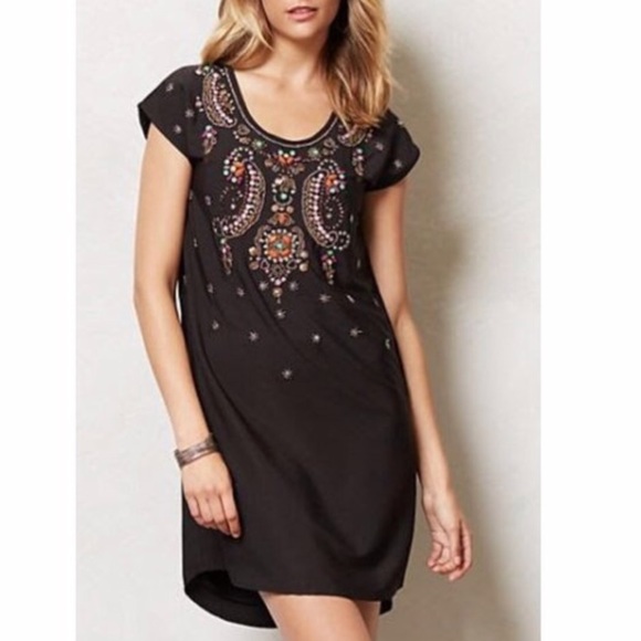 Yumi Dresses & Skirts - Anthropologie Yumi Beaded Chiaroscuro shift Dress